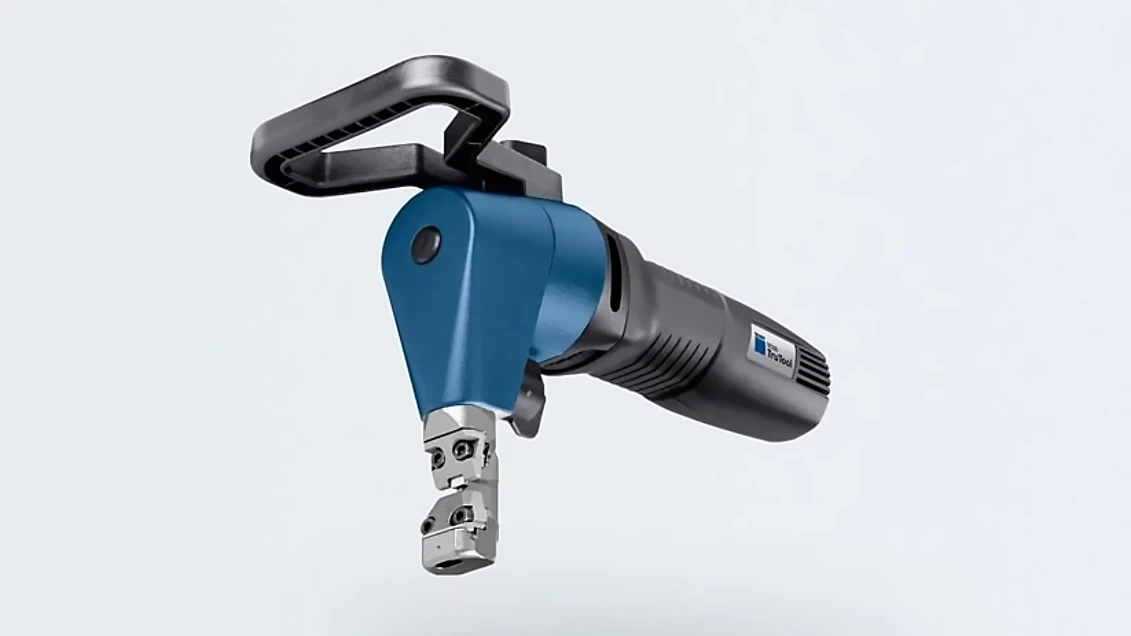 TRUMPH トルンプ　N500 ニブラ 定規やケガキ線に合わせた加工が容易　切断板厚5mm